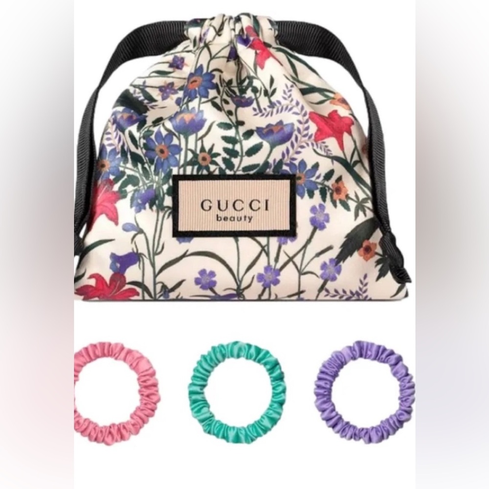Gucci Floral Pouch with Colorful Scrunchies